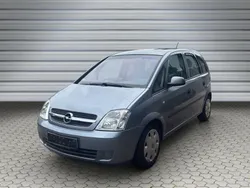 Grau Gebraucht 2004 Opel Meriva Enjoy Van / Kleinbus | 3.990 € (Etwas zu teuer)