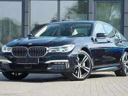 Carbonschwarz metallic Gebraucht 2016 BMW 740 M Sport Limousine | 35.900 € (Fairer Preis)