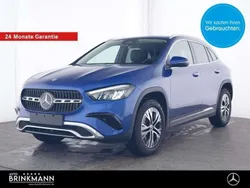 Lack spektralblau Gebraucht 2024 Mercedes GLA180 Advanced Plus SUV | 38.565 € (Guter Preis)