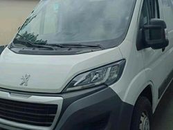 Weiß Gebraucht 2018 Peugeot Boxer Van | 19.999 €