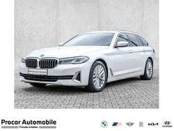 Weiß Gebraucht 2022 BMW 540 Luxury Line Kombi | 44.444 € (Guter Preis)