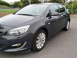 Grau Gebraucht 2013 Opel Astra Innovation Limousine | 7.450 € (Teuer)
