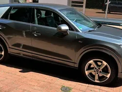 Grau Gebraucht 2018 Audi Q2 Design SUV | 21.999 € (Fairer Preis)