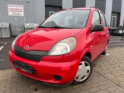 Rot Gebraucht 2002 Toyota Yaris Sol Kombi | 1.490 € (Fairer Preis)