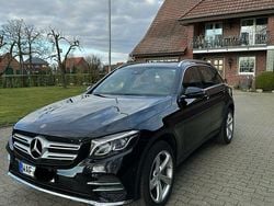 Schwarz Gebraucht 2017 Mercedes GLC250 AMG line SUV | 27.300 €