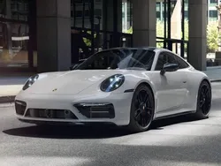 Porsche 911 Carrera 4 GTS