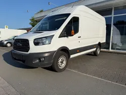 Weiß Gebraucht 2018 Ford Transit Trend Van / Kleinbus | 11.199 € (Superpreis)