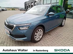 Blau Gebraucht 2021 Skoda Kamiq Style SUV | 21.490 € (Fairer Preis)