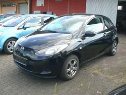 Brillantschwarz Gebraucht 2009 Mazda 2 Impuls Kleinwagen | 2.800 € (Guter Preis)