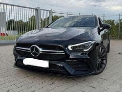 Schwarz Gebraucht 2023 Mercedes CLA35 AMG AMG Kombi | 37.500 € (Guter Preis)