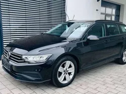 Deep black perleffekt Gebraucht 2020 VW Passat Basis Kombi | 16.990 € (Guter Preis)