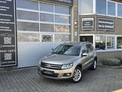Beige Gebraucht 2011 VW Tiguan Sportline SUV | 11.987 € (Fairer Preis)