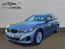Grau Gebraucht 2024 BMW 318 Sport Line Kombi | 36.900 € (Teuer)