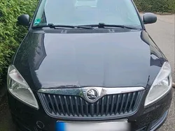 Schwarz Gebraucht 2013 Skoda Fabia Kleinwagen | 4.500 € (Guter Preis)