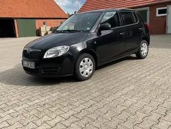 Schwarz Gebraucht 2009 Skoda Fabia Limousine | 3.900 € (Teuer)