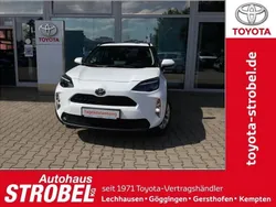 Schneeweiß Neu 2025 Toyota Yaris Cross Business Edition SUV | 24.380 €
