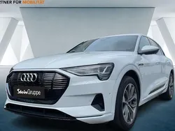 Weiß Gebraucht 2021 Audi e-tron Advanced Plus SUV | 39.780 € (Fairer Preis)