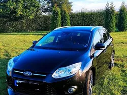 Schwarz Gebraucht 2014 Ford Focus Kombi | 6.500 € (Fairer Preis)