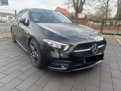 Schwarz Gebraucht 2021 Mercedes A180 AMG line Limousine | 20.980 €