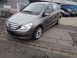 Grau Gebraucht 2008 Mercedes B200 Van / Kleinbus | 4.950 € (Fairer Preis)