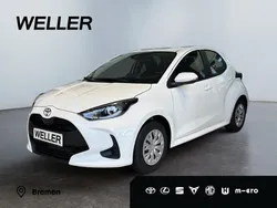 Weiß (dach schwarz) Neu 2024 Toyota Yaris Edition Kleinwagen | 21.420 € (Superpreis)