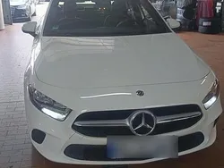 Weiß Gebraucht 2020 Mercedes A180 Progressive Limousine | 26.500 € (Fairer Preis)