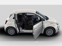 Weiß (gelato weiß) Neu 2025 Fiat 500e Pop Kleinwagen | 17.990 €