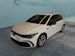 Weiß Gebraucht 2024 VW Golf VIII Style Limousine | 41.306 €