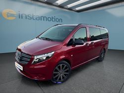 Rot Gebraucht 2023 Mercedes Vito Van / Kleinbus | 63.149 €