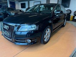 Schwarz Gebraucht 2011 Audi A3 Sportback Attraction Kombi | 11.390 € (Etwas zu teuer)