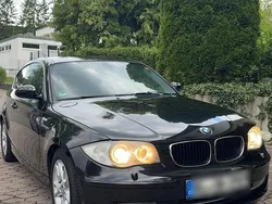 Schwarz Gebraucht 2008 BMW 118 Kleinwagen | 9.000 €