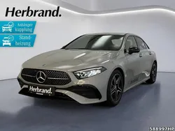 Manufaktur lack manufaktur alp Neu 2025 Mercedes A200 AMG Limousine | 38.800 € (Etwas zu teuer)