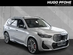 Space silber metallic Gebraucht 2024 BMW iX1 M Sport SUV | 56.898 €