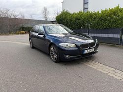Blau Gebraucht 2012 BMW 530 Sport Line Kombi | 8.900 € (Guter Preis)