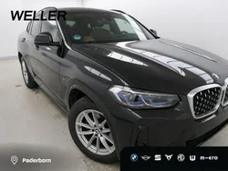 Black sapphire (schwarz) Gebraucht 2023 BMW X4 M Sport SUV | 48.945 € (Guter Preis)