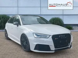 Schwarz Gebraucht 2015 Audi RS3 Sportback Sport Kleinwagen | 33.900 € (Guter Preis)