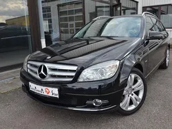 Obsidianschwarz Gebraucht 2010 Mercedes C200 Kombi | 6.790 € (Fairer Preis)
