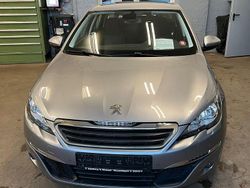 Grau Gebraucht 2015 Peugeot 308 Active Kombi | 7.250 € (Fairer Preis)