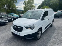 Weiß Gebraucht 2021 Opel Combo Edition Van / Kleinbus | 16.990 € (Guter Preis)