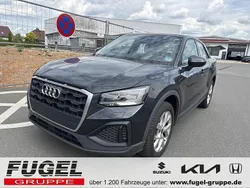 Grau Gebraucht 2023 Audi Q2 Comfort SUV | 19.498 € (Guter Preis)