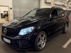 Schwarz Gebraucht 2017 Mercedes GLE350 AMG line SUV | 31.999 € (Guter Preis)