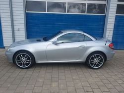 Iridiumsilber metalliclack Gebraucht 2004 Mercedes SLK200 Cabrio | 11.961 € (Etwas zu teuer)