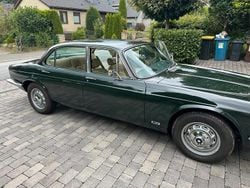 Grün Gebraucht 1975 Jaguar XJ6 Limousine | 22.500 €