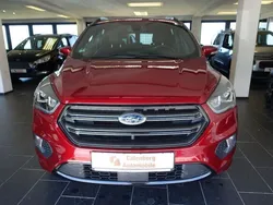 Rubyrot (metallic) Gebraucht 2017 Ford Kuga ST-Line SUV | 19.450 € (Fairer Preis)