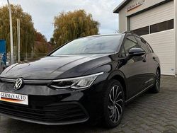 Schwarz Gebraucht 2021 VW Golf VIII Life Kombi | 16.900 € (Fairer Preis)