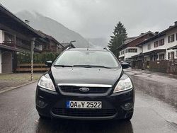 Schwarz Gebraucht 2010 Ford Focus Viva Kombi | 2.800 € (Guter Preis)