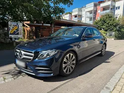 Blau Gebraucht 2018 Mercedes E300 AMG line Limousine | 26.999 € (Fairer Preis)
