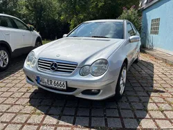 Silber Gebraucht 2005 Mercedes CL200 Coupé | 3.490 € (Teuer)