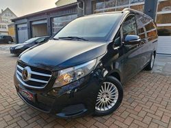 Schwarz Gebraucht 2017 Mercedes V220 Edition Van / Kleinbus | 22.999 € (Fairer Preis)