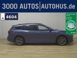 Chromablau metallic Gebraucht 2023 Ford Focus ST-Line Kombi | 17.980 € (Guter Preis)